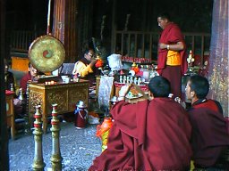 Jokhang prayers