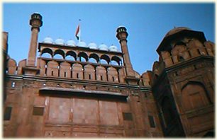 RedFort.jpg - 16288 Bytes