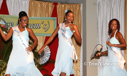 Miss Elegance Mom 2007 delegates performing their opening dance