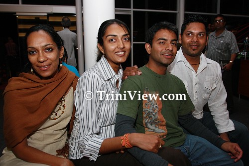 bmL0611097575.jpg