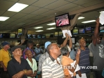 Viewing the Olympic 100m at a Racing Pool in POS