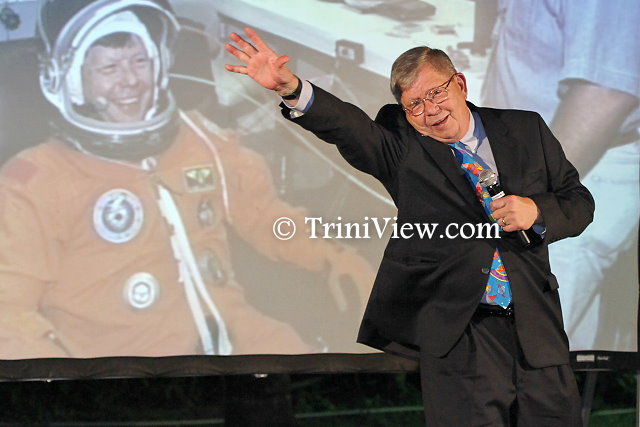 NASA astronaut, Dr. Robert K. Crouch delivers the feature address