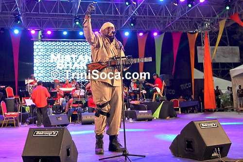 Selvon 'Mistah Shak' Noel performs 'Target'