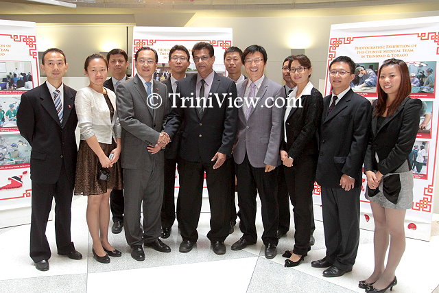 (C) Chinese medical team leader Dr. Jia Wong, Minister of Health Dr. Fuad Khan and Ambassador of the People’s Republic of China Huang Xingyuan with members of the Chinese medical team stationed in Trinidad and Tobago