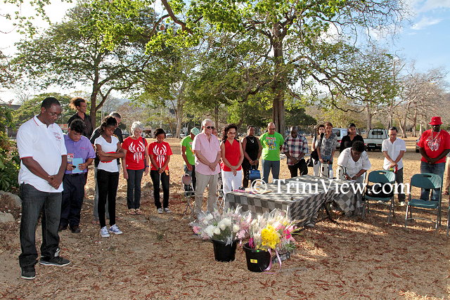 Cross-section of the gathering at the memorial service for Asami Nagakiy