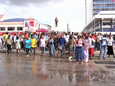 Onlookers on the Cipriani Roundabout at the bottom of Frederick street